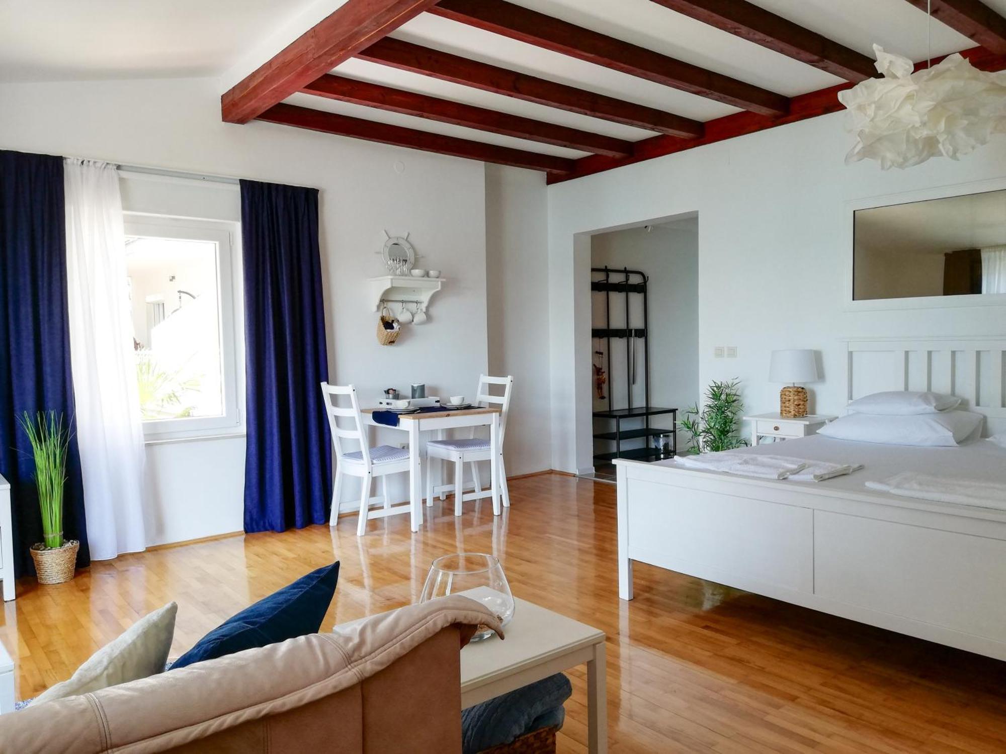 Bed & Breakfast Pansion Rade Hotel Пировац Стая снимка