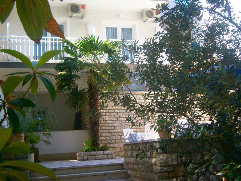 Bed & Breakfast Pansion Rade Hotel Пировац Екстериор снимка